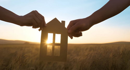 Il Mattone alla Prova del Futuro: Tra Case Inaccessibili e la Nuova Fame di Affitto